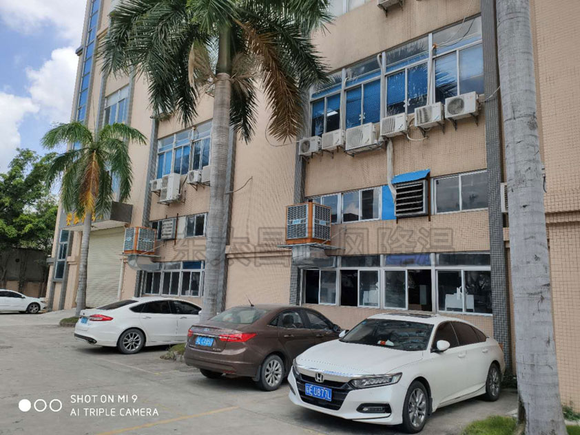 車間高溫怎么降溫？廠房降溫環(huán)?？照{(diào)